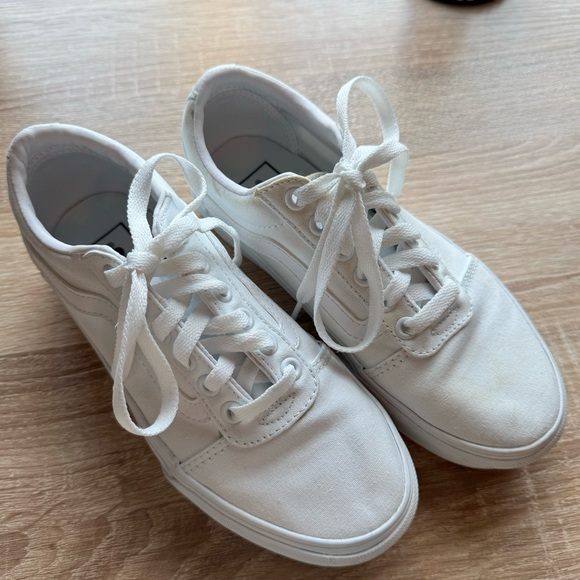 Women’s Vans Old Skool Stackform Shoe in True White Size 5.5 Skate Urban - Picture 3 of 6